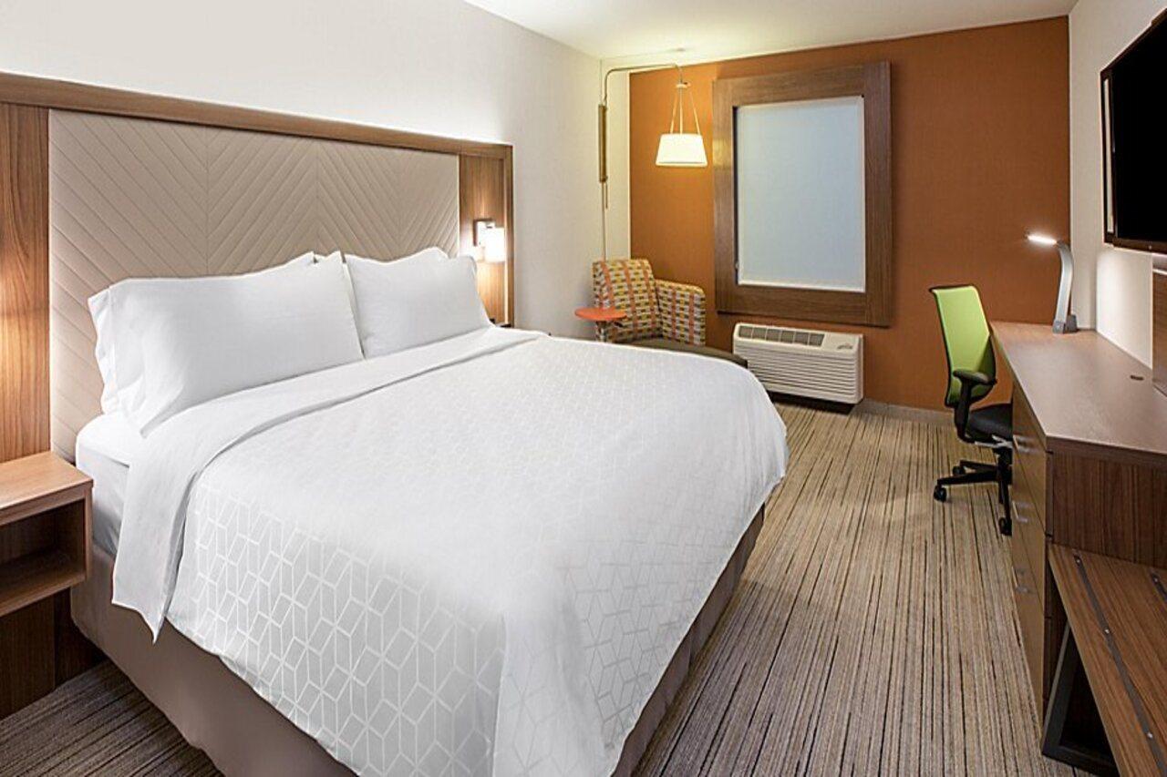 Holiday Inn Express & Suites Woodside Laguardia Airport New York City Exterior photo